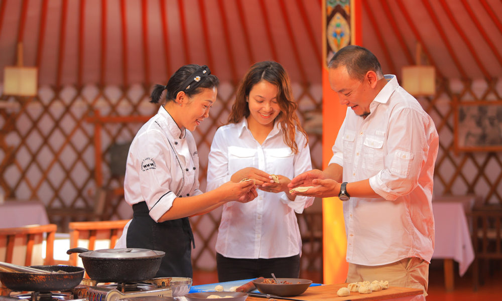 Three Camel Lodge Cooking Class 02
