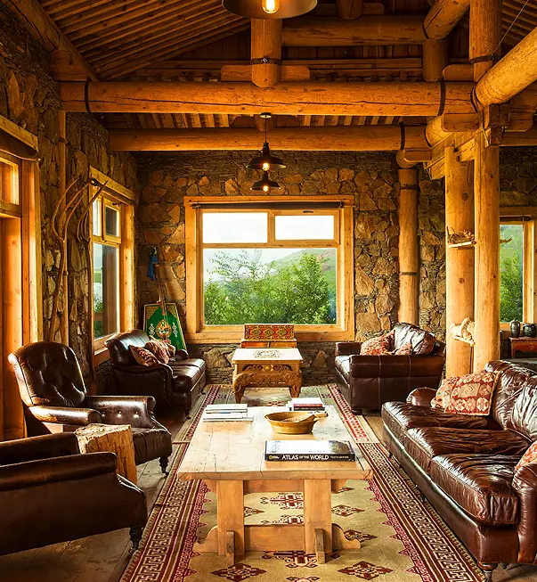 Three-Camel-Lodge-Indoors